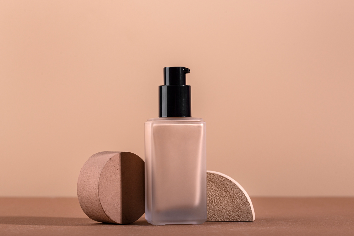 Botol Foundation: Solusi Kustom Kemasan Skala Besar 1 botol foundation
