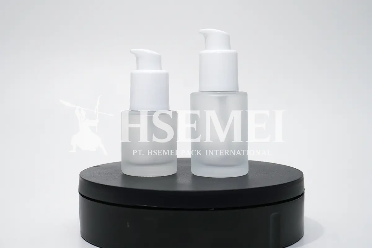 Botol Serum Frosted: Bebas Desain Kustom dan Produksi Skala Besar 1 botol serum frosted