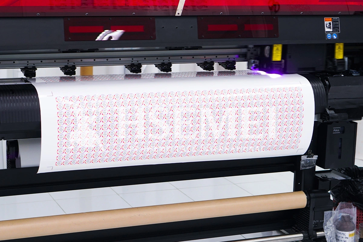 Apa Itu Print UV? Metode Cetak Stiker Kualitas Premium 1 apa itu print uv