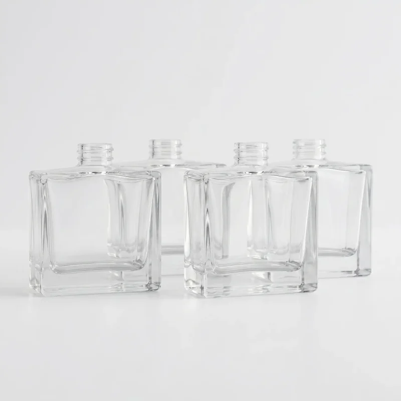 BOTOL PARFUM JENIS SPRAY WARNA BENING TRANSPARAN