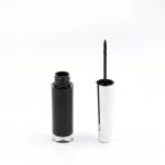 KEMASAN KOSMETIK EYELINER TUBE RY-7100 WARNA HITAM DENGAN AKSEN SILVER METALIK