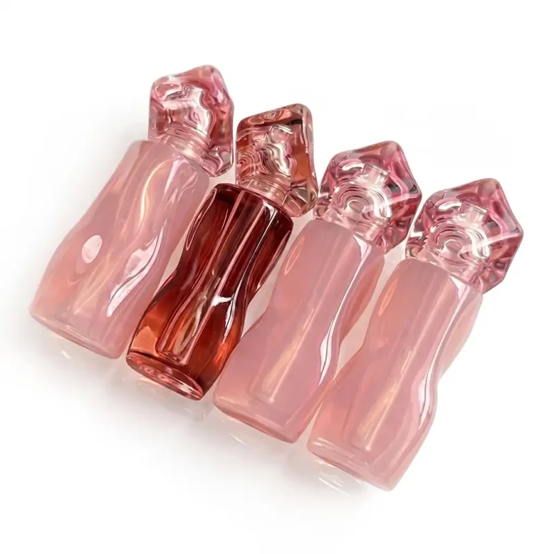 kemasan botol lip gloss ukuran kecil dengan bentuk geometris
