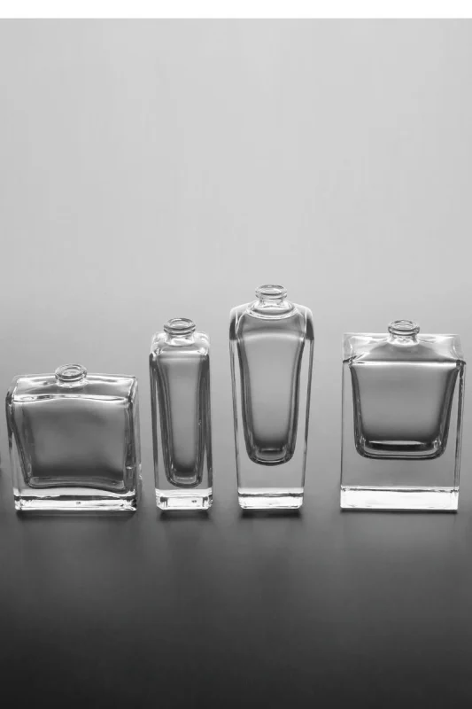 7 Jenis Botol Parfum Paling Laris yang Banyak Dipilih Brand Parfum 8 Botol Parfum Vial Kaca