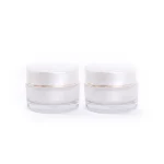 POT ACRYLIC PUTIH LIST GOLD