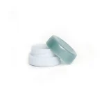 kemasan kosmetik POT 5GR PUTIH-HIJAU LUMUT varian warna putih dengan cap hijau lumut