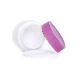 kemasan kosmetik POT PP BUNGA UNGU NATURAL varian warna putih frosted dengan cap ungu
