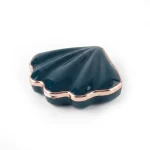 kemasan kosmetik COMPACT CASE RY-1161 varian warna hitam dengan aksen rose gold