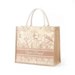 merchandise COTTON CANVAS TOTTE BAG 11 varian warna cream dengan aksen cokelat